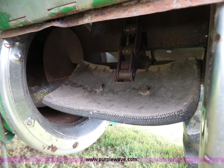 image for item K5266 2003 John Deere 9750 STS combine