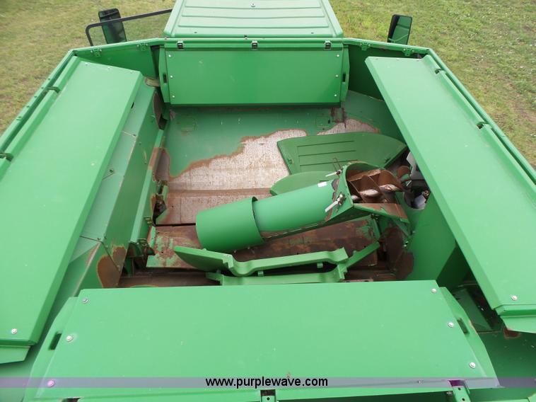 image for item K5266 2003 John Deere 9750 STS combine