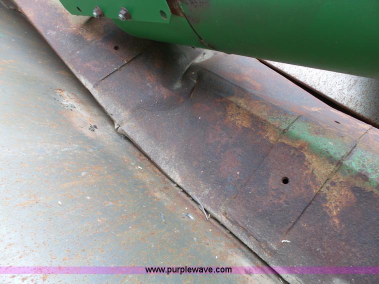 image for item K5266 2003 John Deere 9750 STS combine