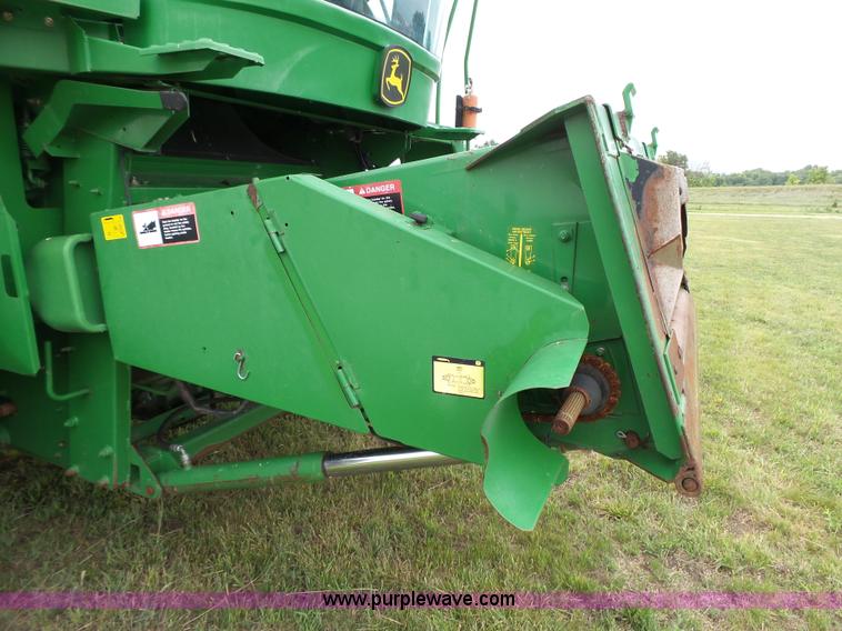 image for item K5266 2003 John Deere 9750 STS combine