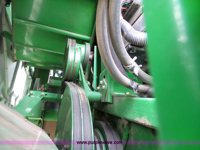 image for item K5266 2003 John Deere 9750 STS combine