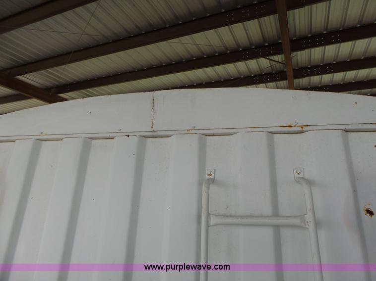 image for item K5728 1994 Jetco single hopper bottom grain trailer