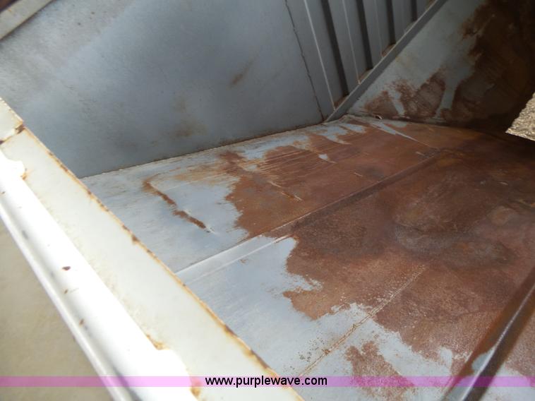 image for item K5728 1994 Jetco single hopper bottom grain trailer