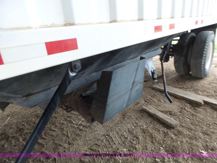 image for item K5728 1994 Jetco single hopper bottom grain trailer