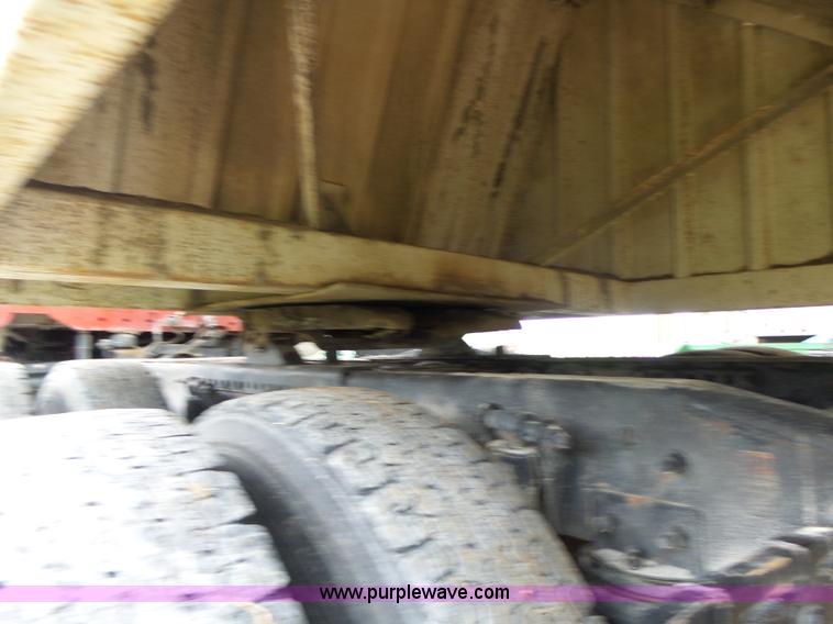 image for item K5729 1959 Fruehauf double hopper grain trailer