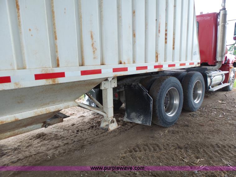 image for item K5729 1959 Fruehauf double hopper grain trailer
