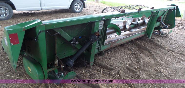 image for item K5731 John Deere 643 corn head