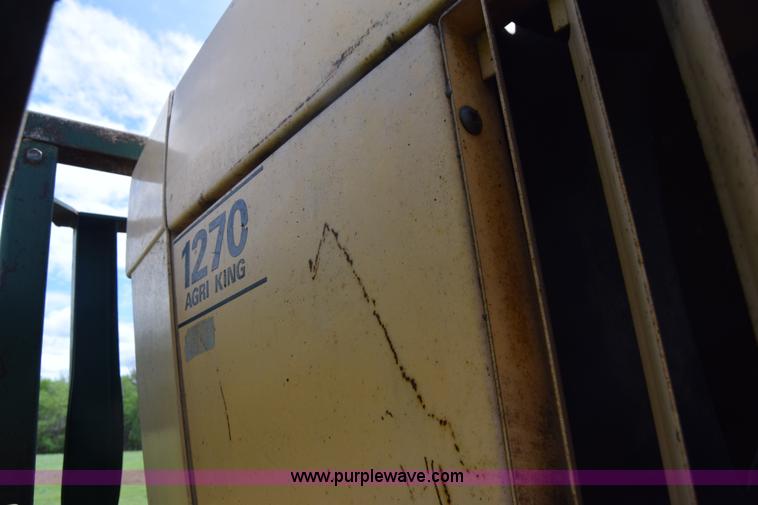 image for item K6733 Case 1270 Agri King tractor