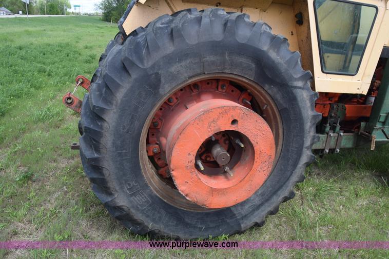 image for item K6733 Case 1270 Agri King tractor