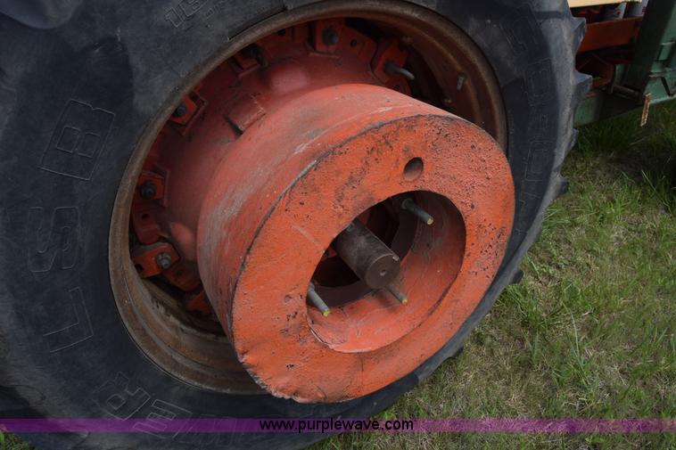 image for item K6733 Case 1270 Agri King tractor