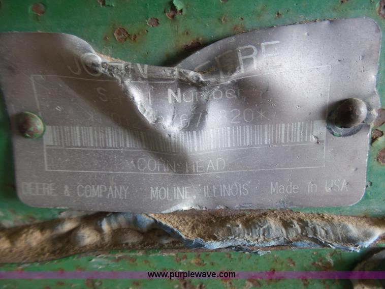 image for item K8442 John Deere 1293 corn head