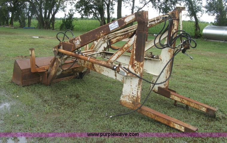 image for item L3841 Great Bend 900 loader