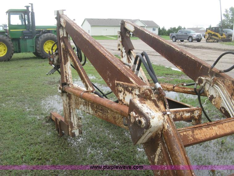 image for item L3841 Great Bend 900 loader