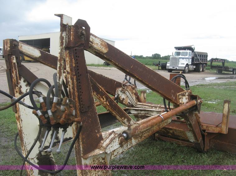image for item L3841 Great Bend 900 loader