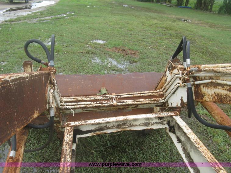 image for item L3841 Great Bend 900 loader