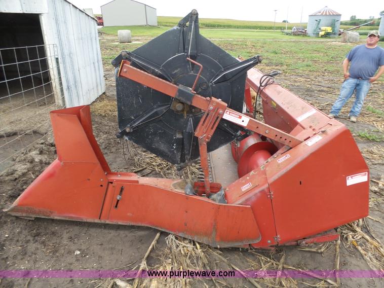 image for item L4009 1981 International 1460 Axial-Flow combine