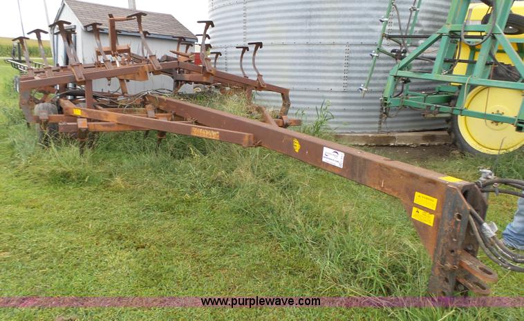 image for item L4011 PJM field cultivator
