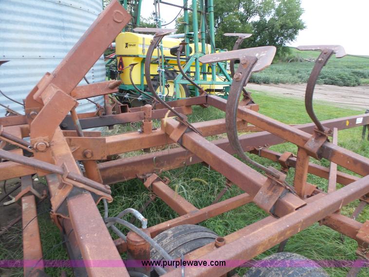 image for item L4011 PJM field cultivator