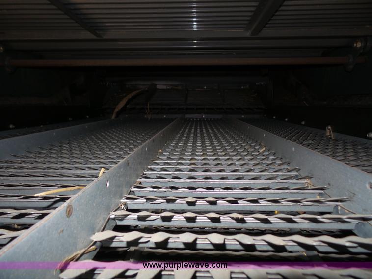 image for item L4959 2007 Challenger 670 RWA combine