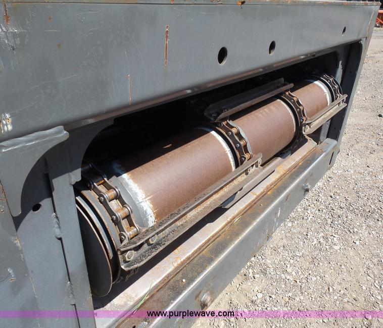 image for item L4959 2007 Challenger 670 RWA combine