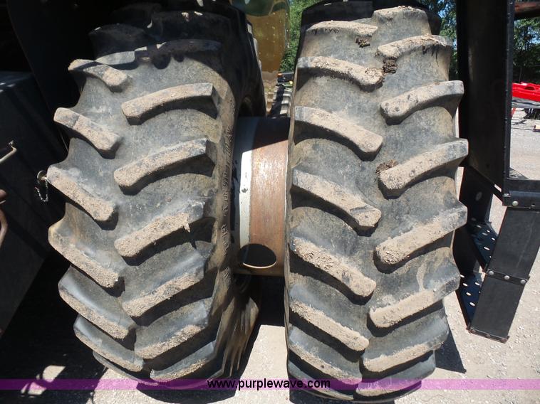 image for item L4959 2007 Challenger 670 RWA combine