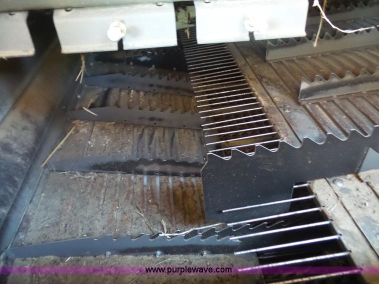 image for item L4959 2007 Challenger 670 RWA combine