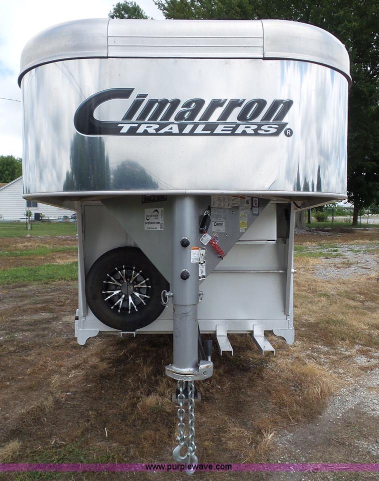 image for item L5520 2015 Cimarron Showstar livestock trailer