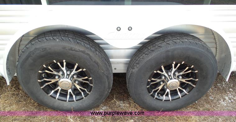 image for item L5520 2015 Cimarron Showstar livestock trailer