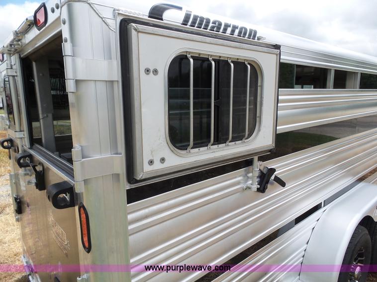 image for item L5520 2015 Cimarron Showstar livestock trailer