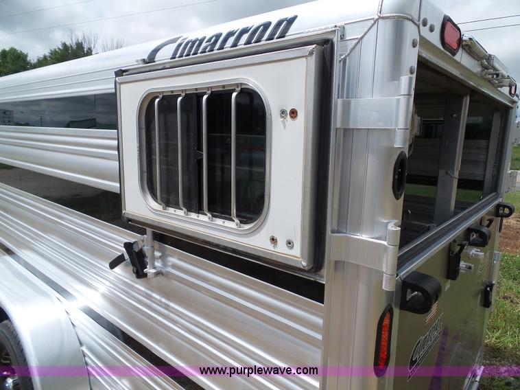 image for item L5520 2015 Cimarron Showstar livestock trailer