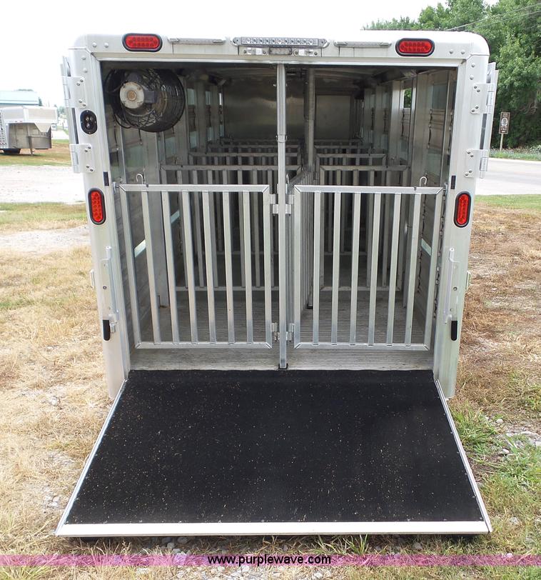 image for item L5520 2015 Cimarron Showstar livestock trailer