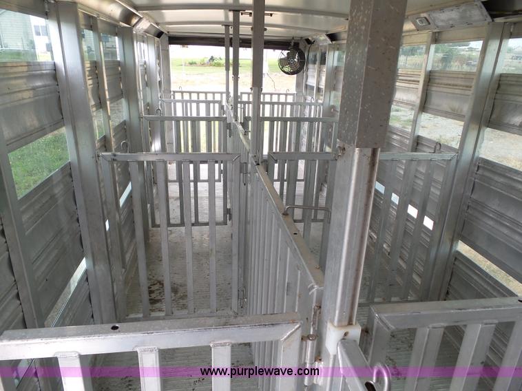 image for item L5520 2015 Cimarron Showstar livestock trailer