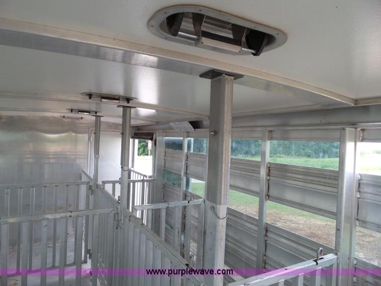 image for item L5520 2015 Cimarron Showstar livestock trailer