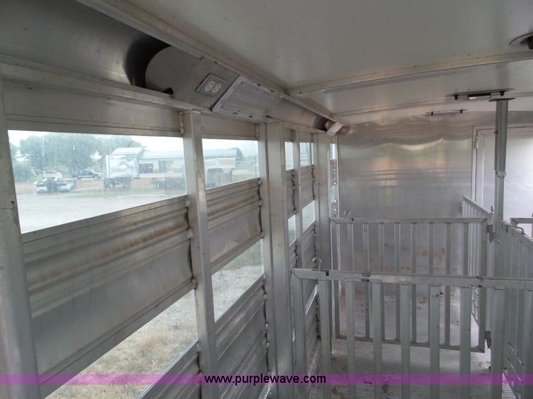 image for item L5520 2015 Cimarron Showstar livestock trailer