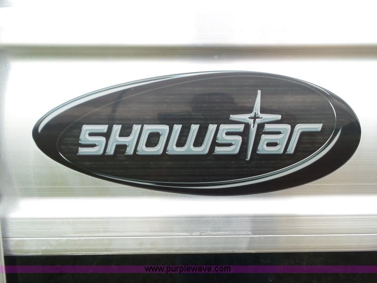 image for item L5520 2015 Cimarron Showstar livestock trailer