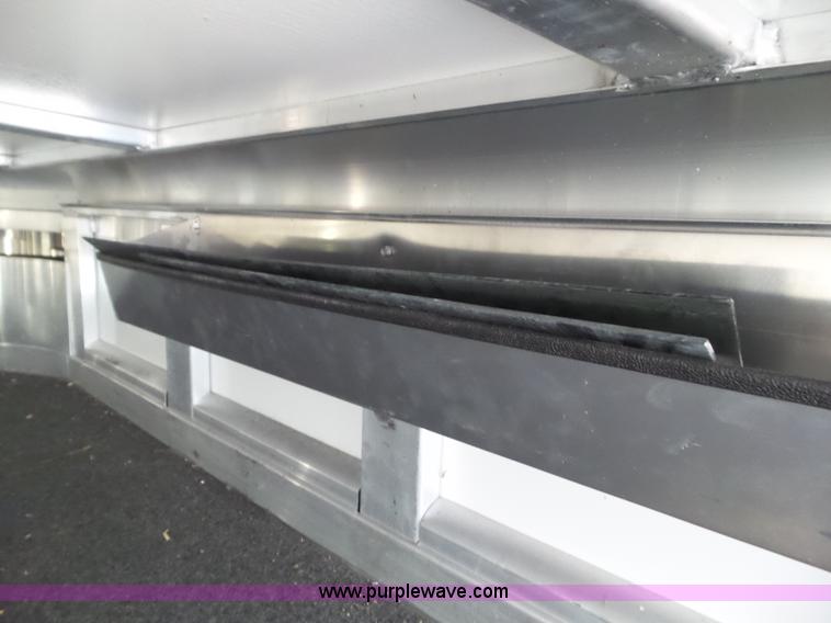 image for item L5520 2015 Cimarron Showstar livestock trailer