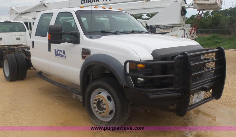 image for item AQ9633 2009 Ford F550 Crew Cab truck cab and chassis