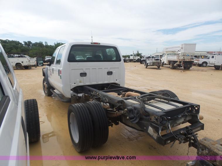 image for item AQ9633 2009 Ford F550 Crew Cab truck cab and chassis