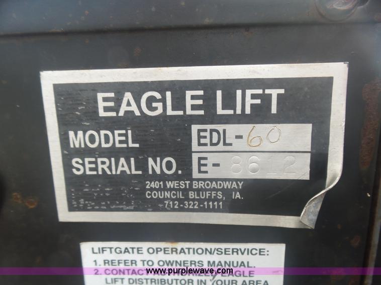 image for item AQ9634 2002 Ford F550 utility truck