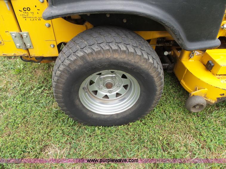 image for item BG9260 Hustler Super Z lawn mower