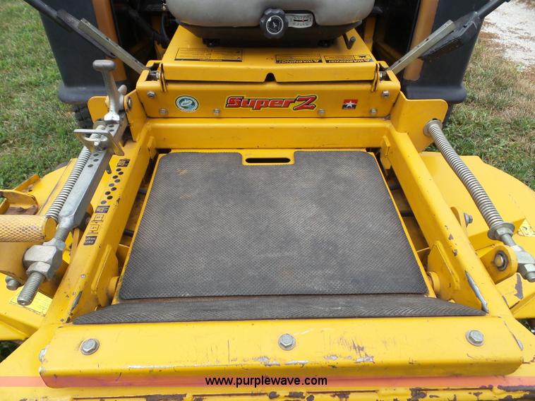 image for item BG9260 Hustler Super Z lawn mower