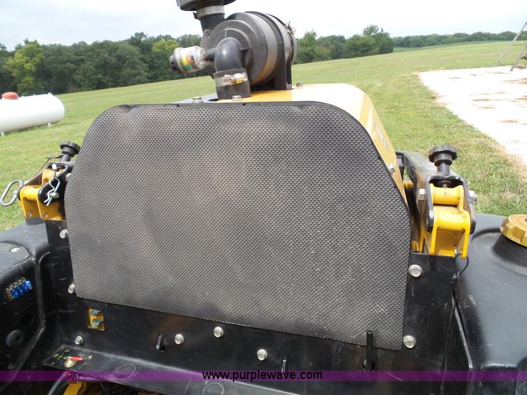 image for item BG9260 Hustler Super Z lawn mower