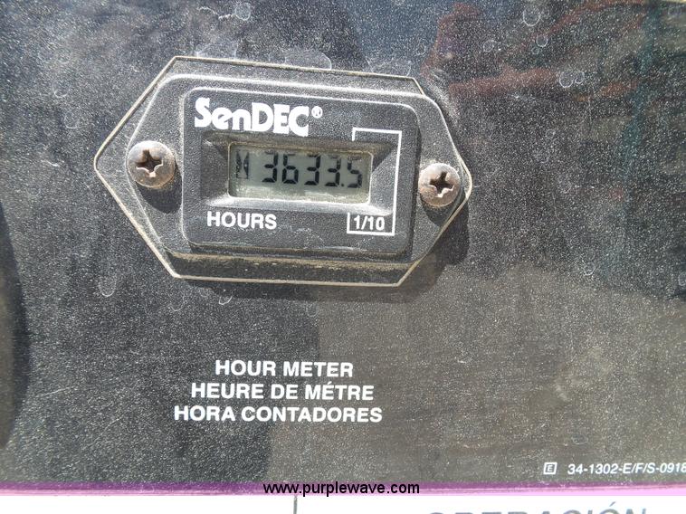 image for item BG9289 2004 Mi-T-M HG-2004-3208 pressure washer