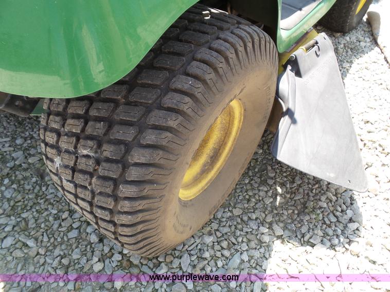 image for item BG9290 John Deere LT133 lawn mower