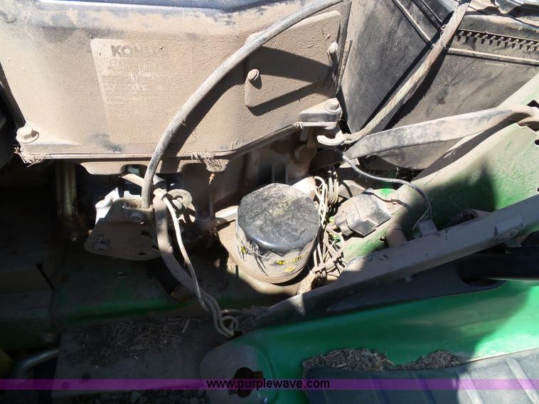 image for item BG9290 John Deere LT133 lawn mower