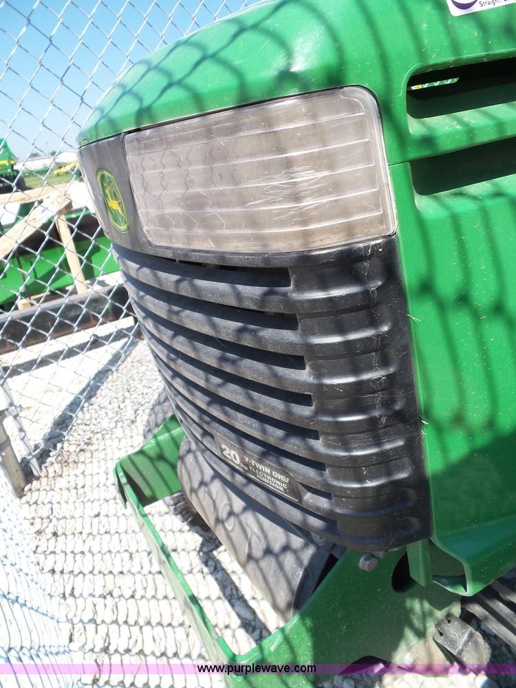 image for item BG9291 2002 John Deere GX335 lawn mower