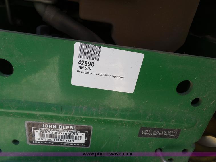 image for item BG9291 2002 John Deere GX335 lawn mower
