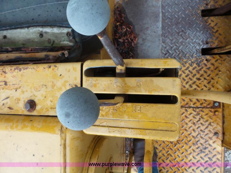 image for item BK9637 Caterpillar 955L track loader