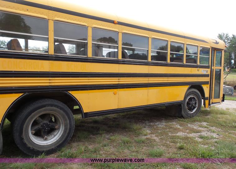 image for item BK9641 1996 Blue Bird TC2000 school bus