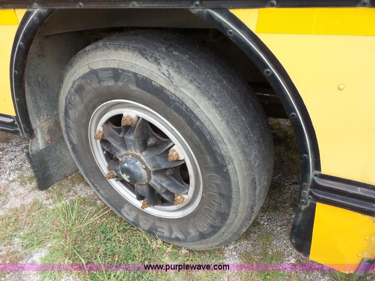 image for item BK9641 1996 Blue Bird TC2000 school bus